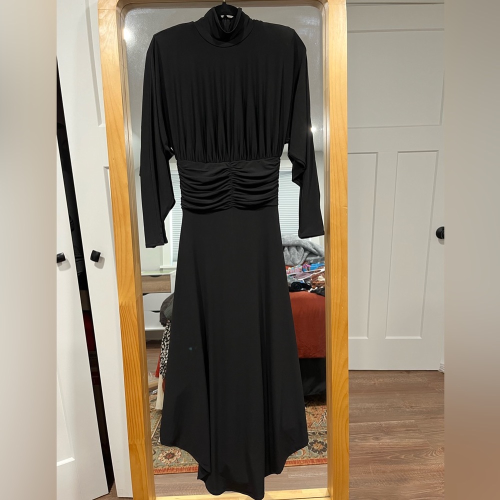 BCBG black elegant dress/turtleneck/diamond shaped bottom/XXS/NWT/TTS